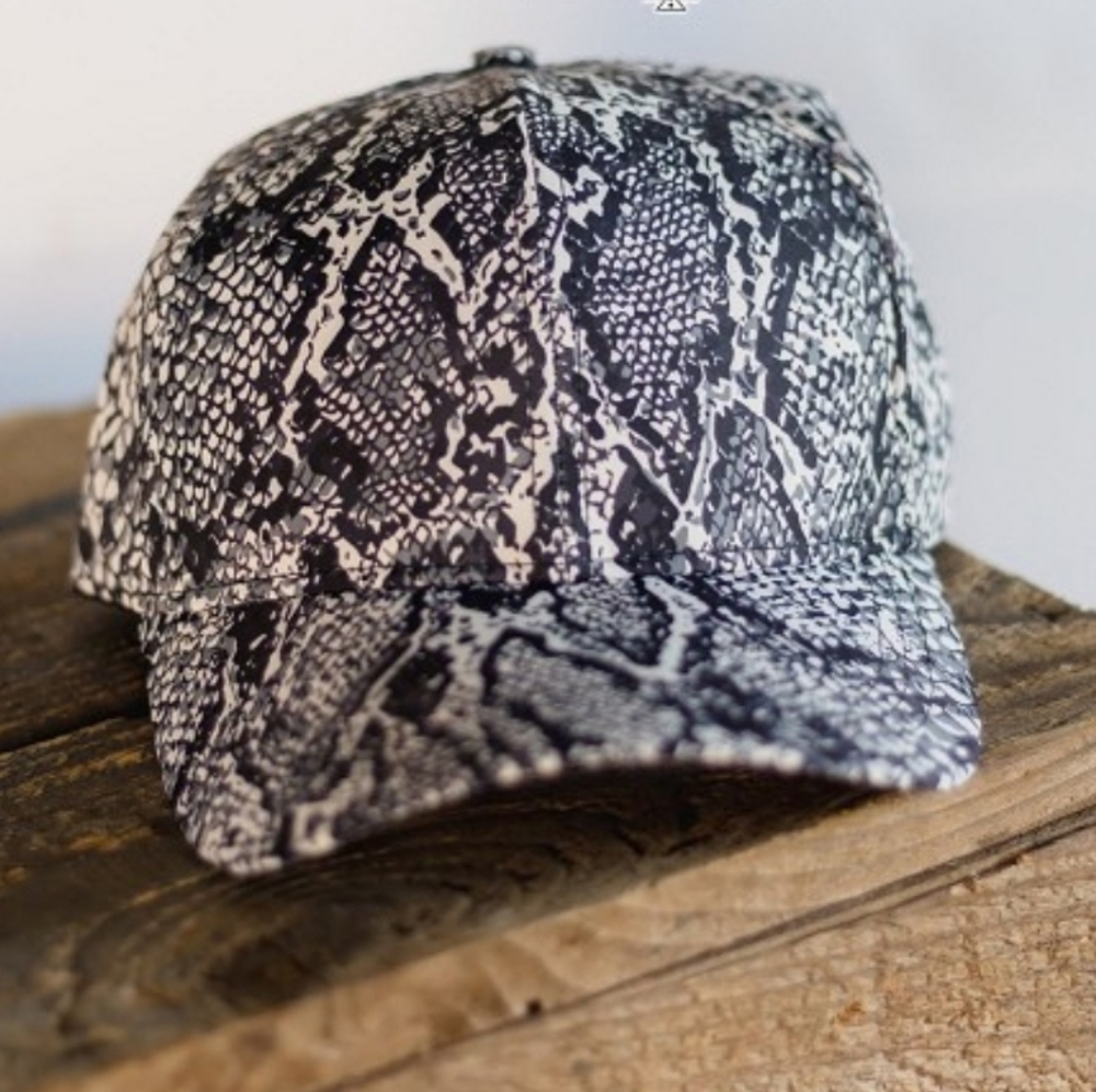 Rattler Ponytail Cap
